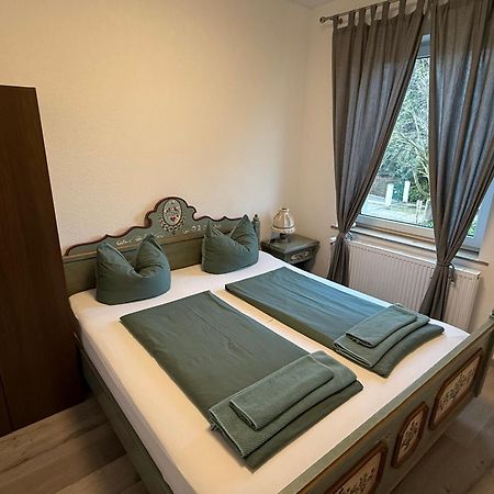 Apart-Hotel Rheinischer Hof Dormagen Esterno foto