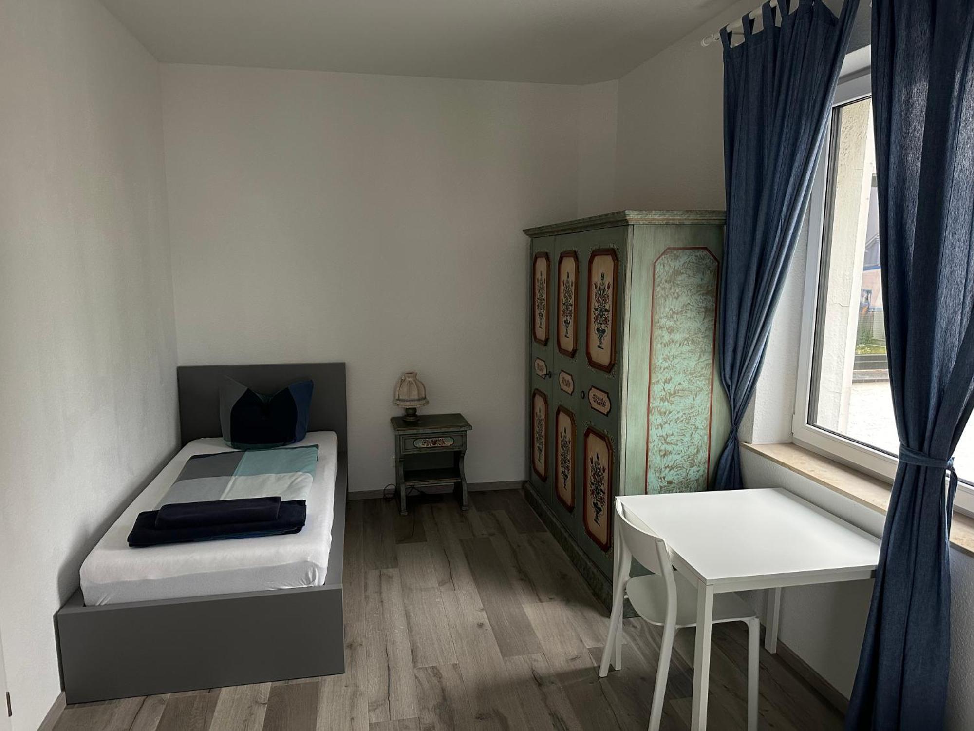 Apart-Hotel Rheinischer Hof Dormagen Esterno foto