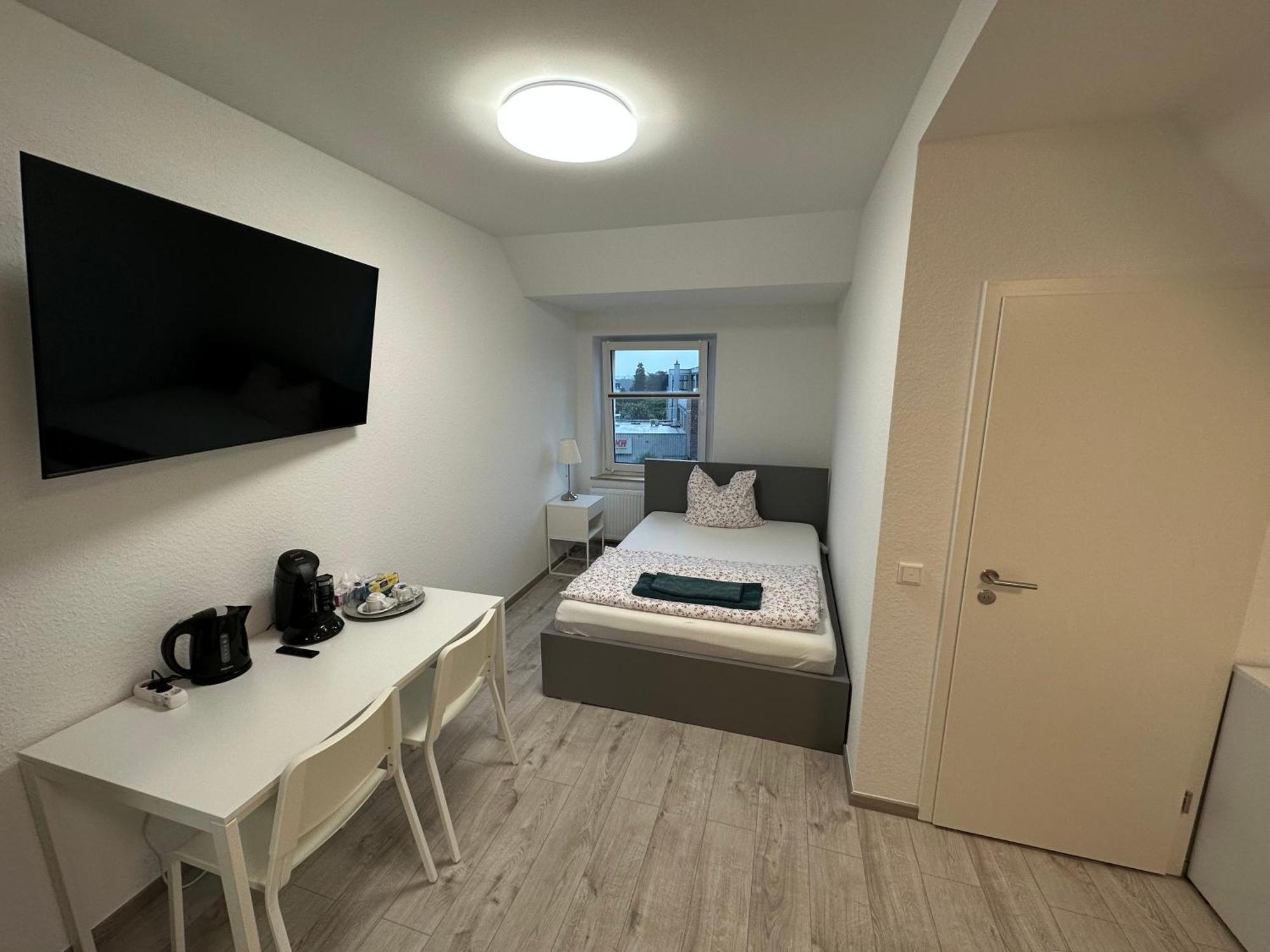 Apart-Hotel Rheinischer Hof Dormagen Esterno foto